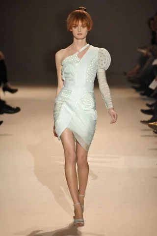 Look 18